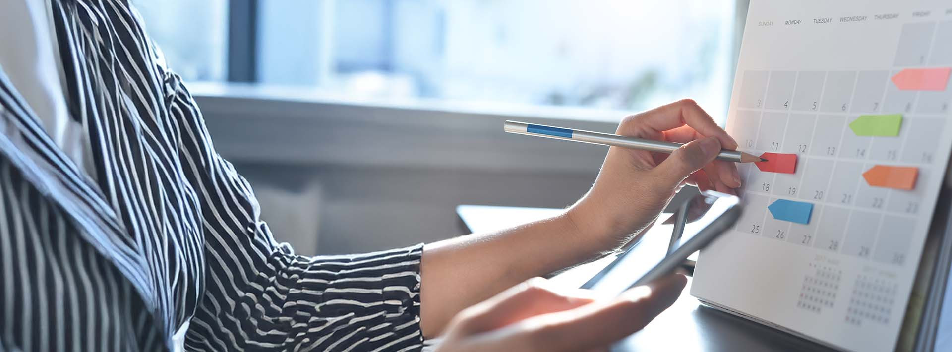 Kalendarz i zaznaczanie dat  - planowanie spłat kredytu